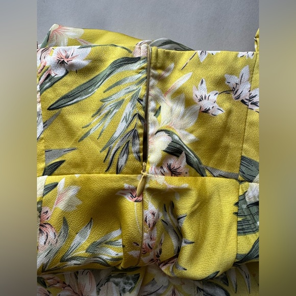 HELLO MOLLY Yellow Flora Print In The Sun Midi Dress, Size M - Picture 11 of 11
